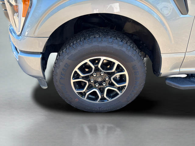 2023 Ford F-150 XLT Crew Cab
