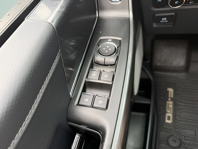 2023 Ford F-150 XLT Crew Cab