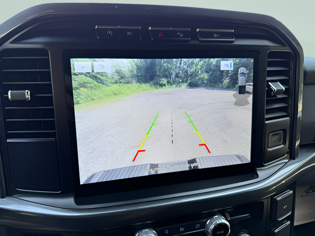 2023 Ford F-150 XLT Crew Cab