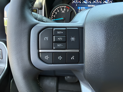 2023 Ford F-150 XLT Crew Cab