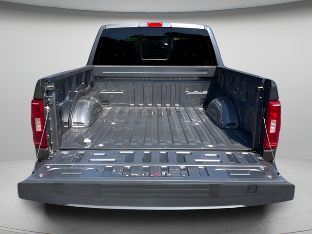 2023 Ford F-150 XLT Crew Cab