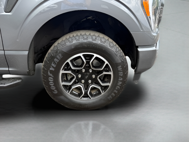 2023 Ford F-150 XLT Crew Cab