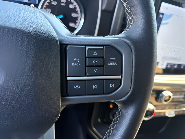 2023 Ford F-150 XLT Crew Cab