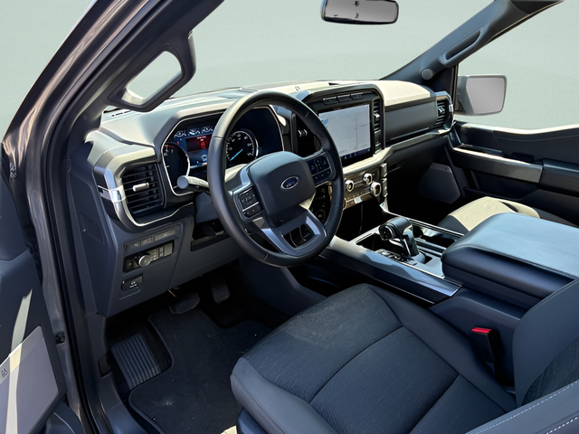 2023 Ford F-150 XLT Crew Cab