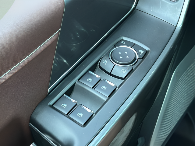 2023 Ford F-150 Lariat Crew Cab