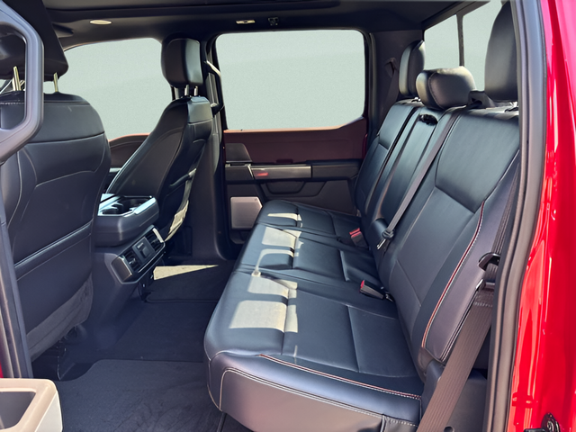 2023 Ford F-150 Lariat Crew Cab