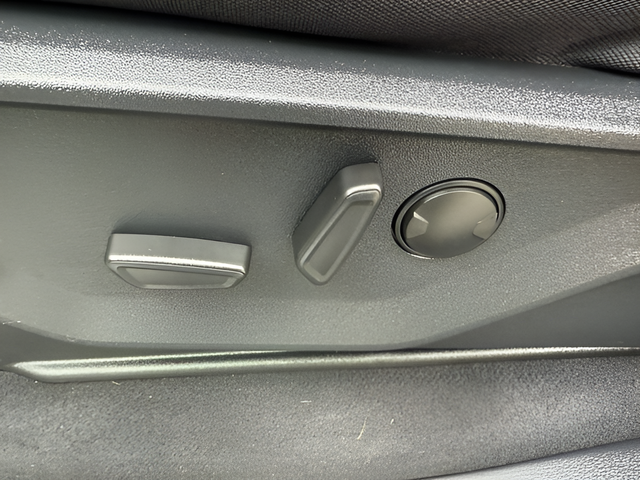 2023 Ford F-150 XLT Crew Cab W/ Leather