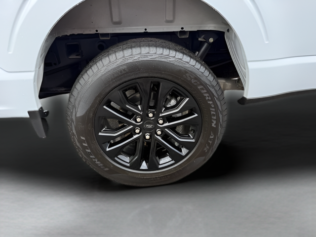 2025 Ford F-150 XLT Crew Cab