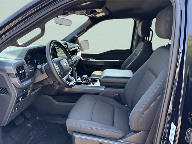 2025 Ford F-150 XLT Crew Cab