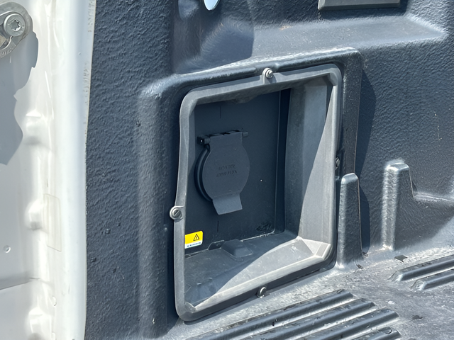 2023 Ford F-150 XLT Crew Cab
