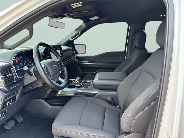 2023 Ford F-150 XLT Crew Cab