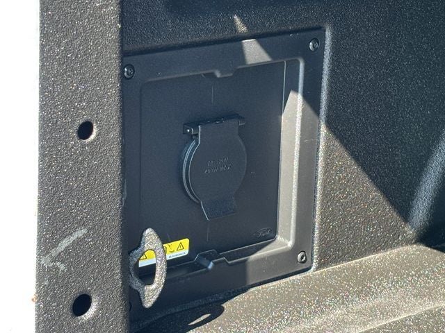 2023 Ford F-150 XLT Crew Cab