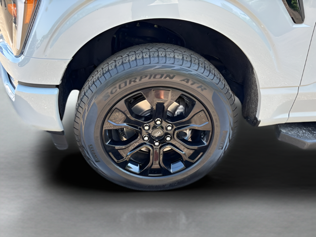 2023 Ford F-150 XLT Crew Cab