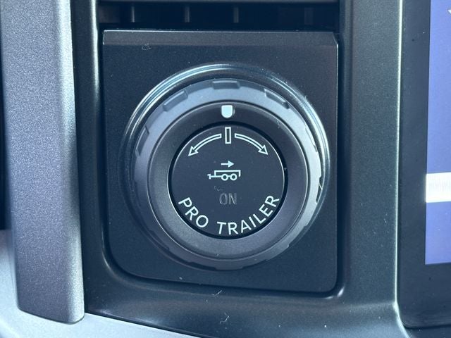2023 Ford F-150 XLT Crew Cab