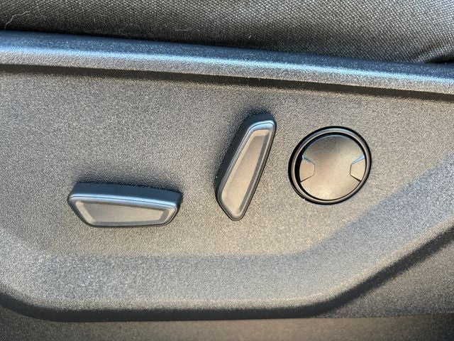 2023 Ford F-150 XLT Crew Cab