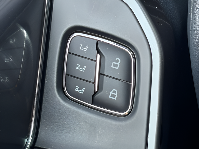 2023 Ford F-150 Lariat Crew Cab