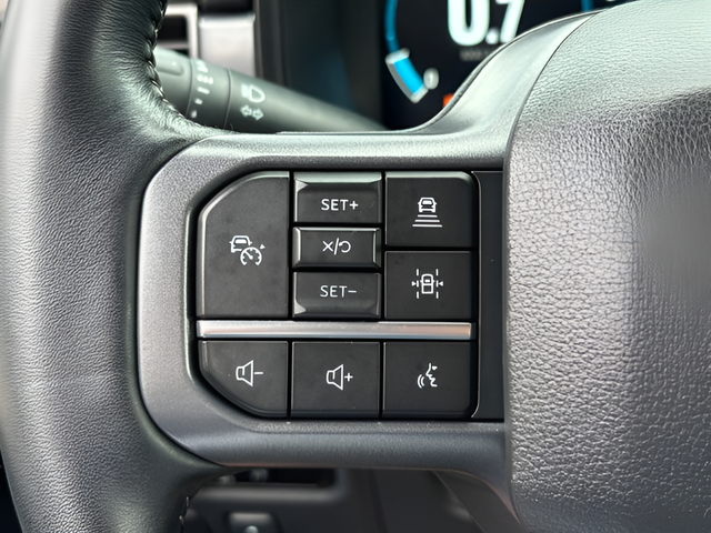 2023 Ford F-150 Lariat Crew Cab