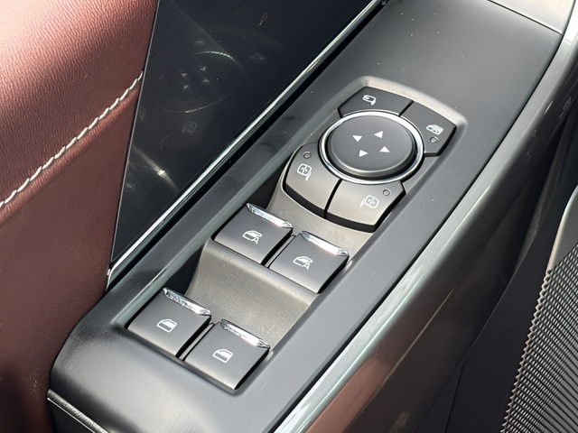 2023 Ford F-150 Lariat Crew Cab