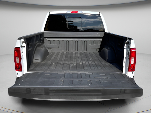 2022 Ford F-150 XLT Crew Cab
