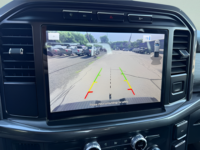 2023 Ford F-150 XLT Crew Cab