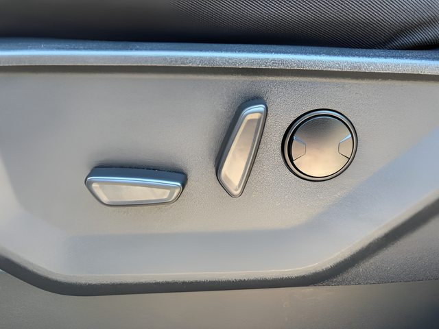 2023 Ford F-150 XLT Crew Cab