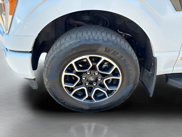 2023 Ford F-150 XLT Crew Cab