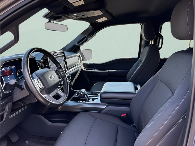 2023 Ford F-150 XLT Crew Cab