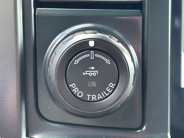 2025 Ford F-150 Lariat Crew Cab