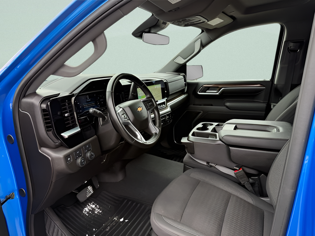 2025 Chevrolet Silverado 1500 LT LT1