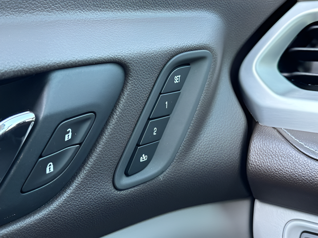 2021 GMC Acadia SLT