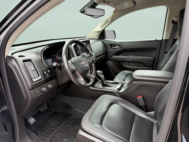 2022 GMC Canyon AT4 w/Leather