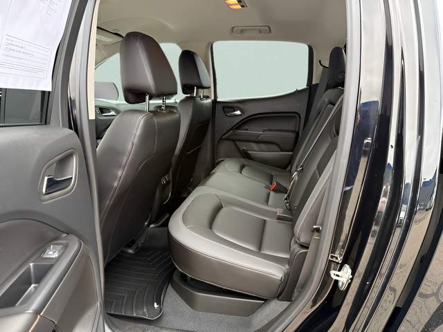 2022 GMC Canyon AT4 w/Leather