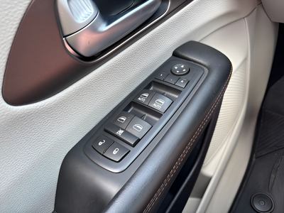 2017 Chrysler Pacifica Touring L