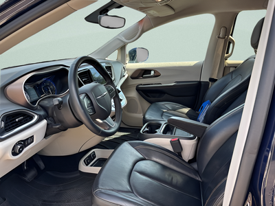 2017 Chrysler Pacifica Touring L