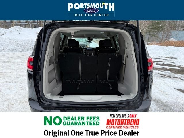 2024 Chrysler Pacifica Touring L