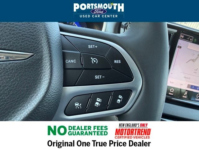 2024 Chrysler Pacifica Touring L