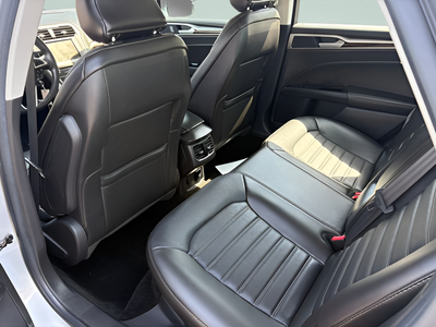 2016 Ford Fusion Energi SE Luxury