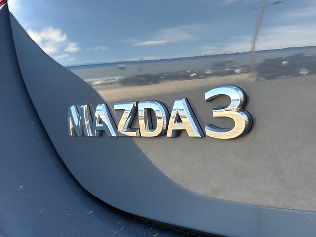 2023 Mazda Mazda3 2.5 S Carbon Edition