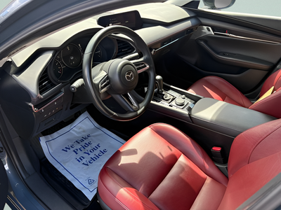 2023 Mazda Mazda3 2.5 S Carbon Edition