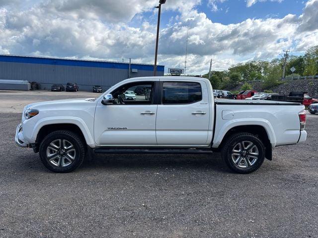 2017 Toyota Tacoma Limited V6