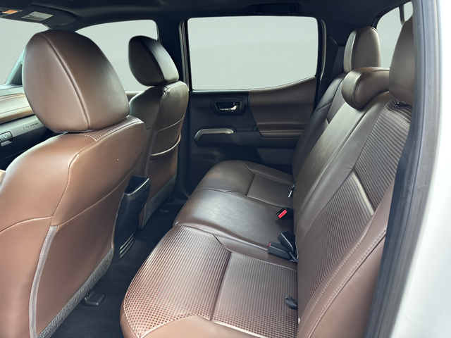 2017 Toyota Tacoma Limited V6