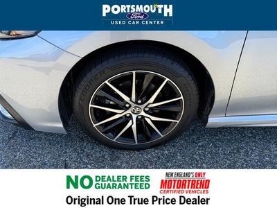 2023 Toyota Camry Hybrid SE