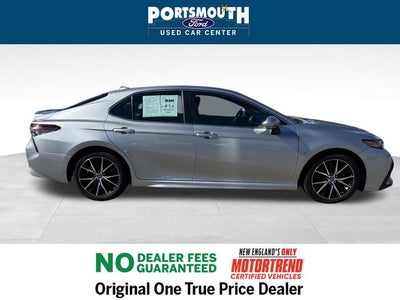 2023 Toyota Camry Hybrid SE