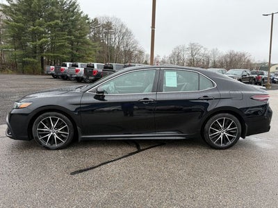 2023 Toyota Camry Hybrid SE