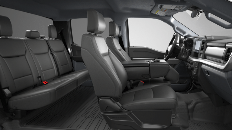 2026 Ford Super Duty F-350® XLT