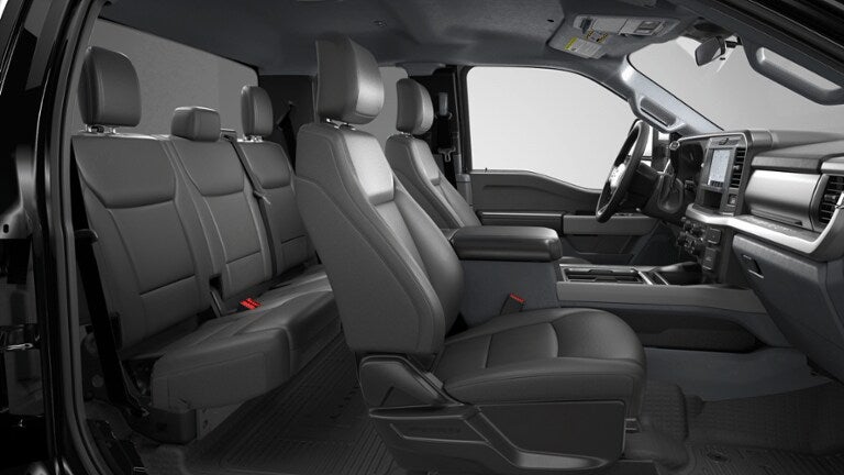 2026 Ford Super Duty F-350® XLT